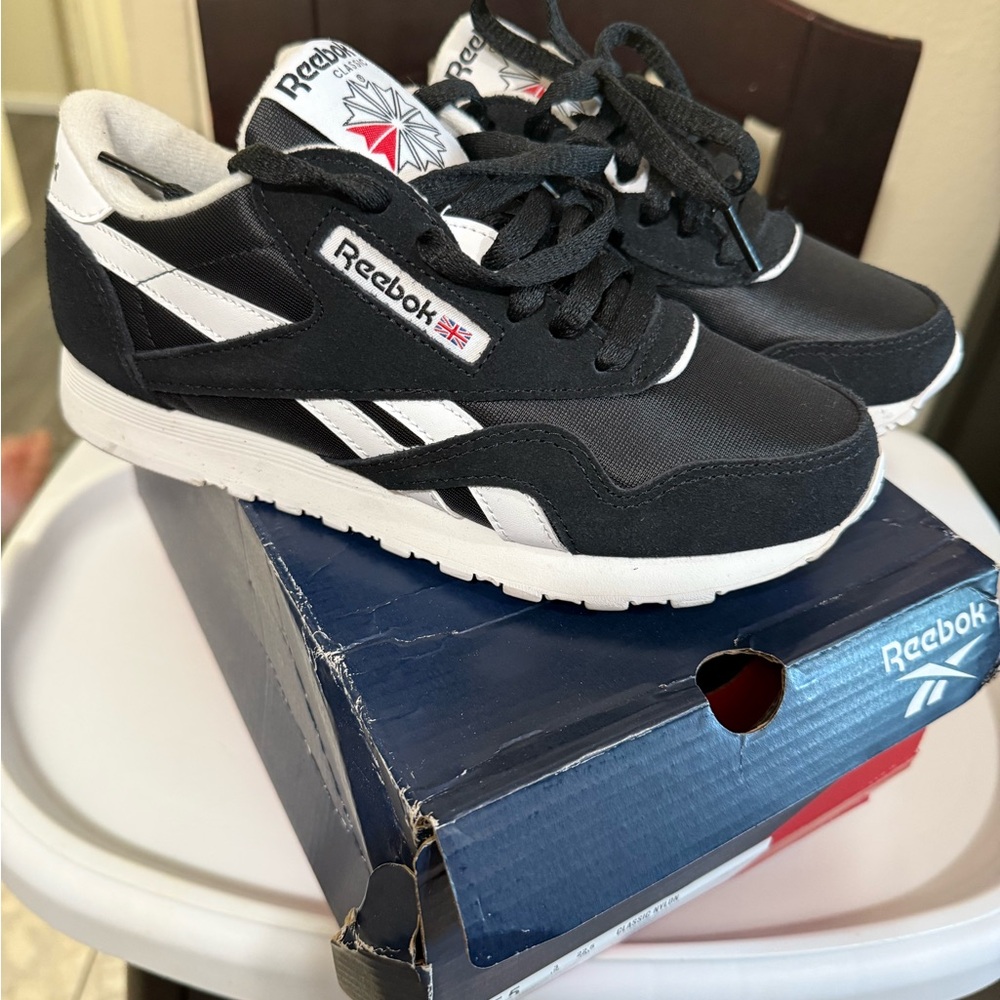 Reebok Classic Black and White Trainers